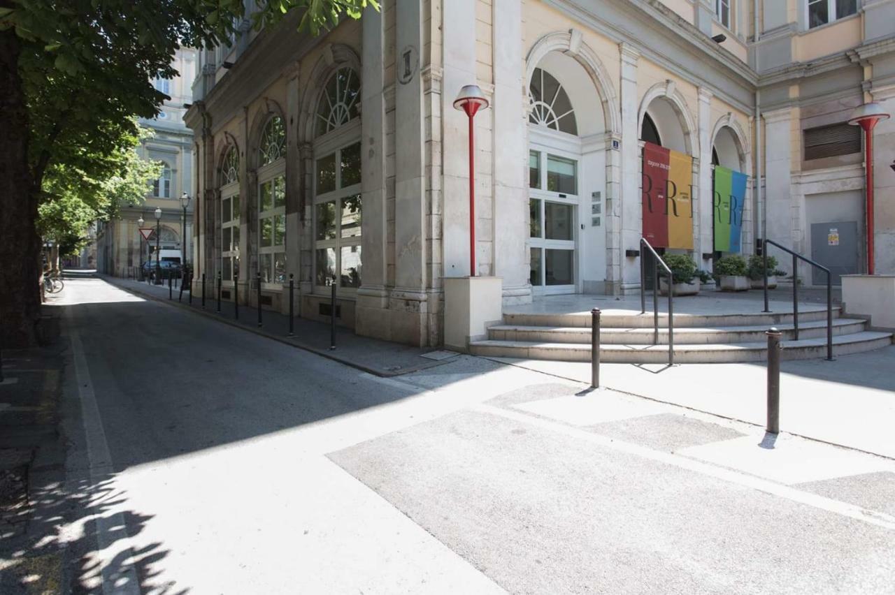 فندق Centro Citta Teatro ترييستي المظهر الخارجي الصورة